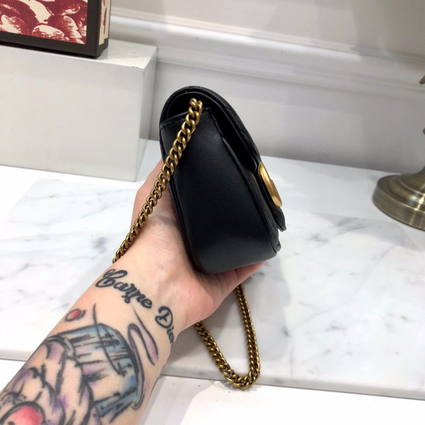 g*u*i gg marmont S*per mini bag