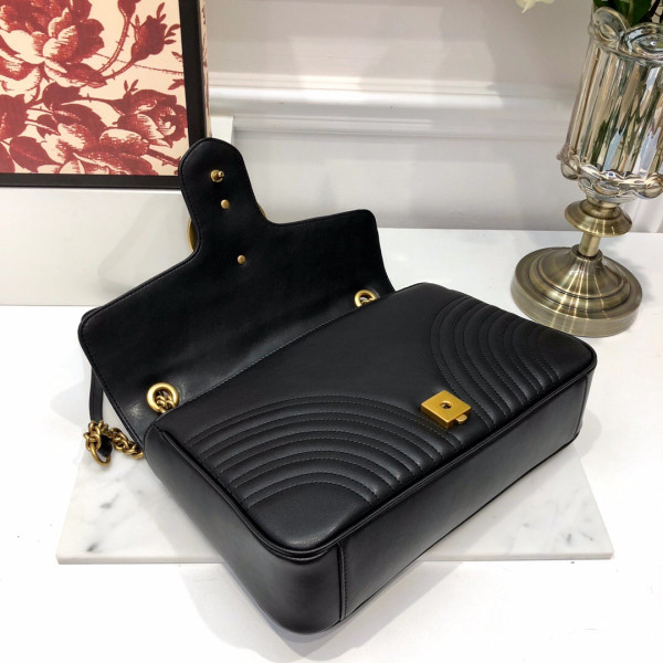 G*u*i gg marmont 31cm