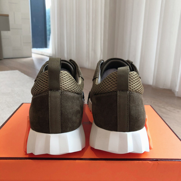 H**mes sneaker