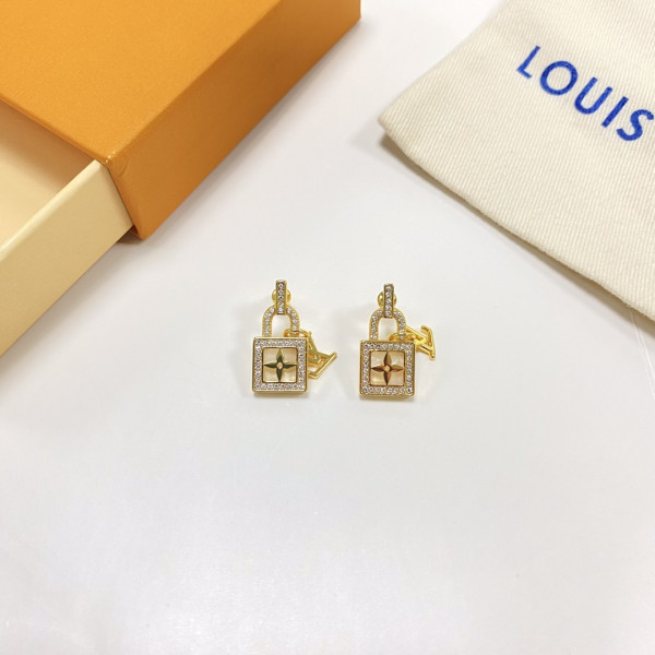 l0*is V*t0n earrings