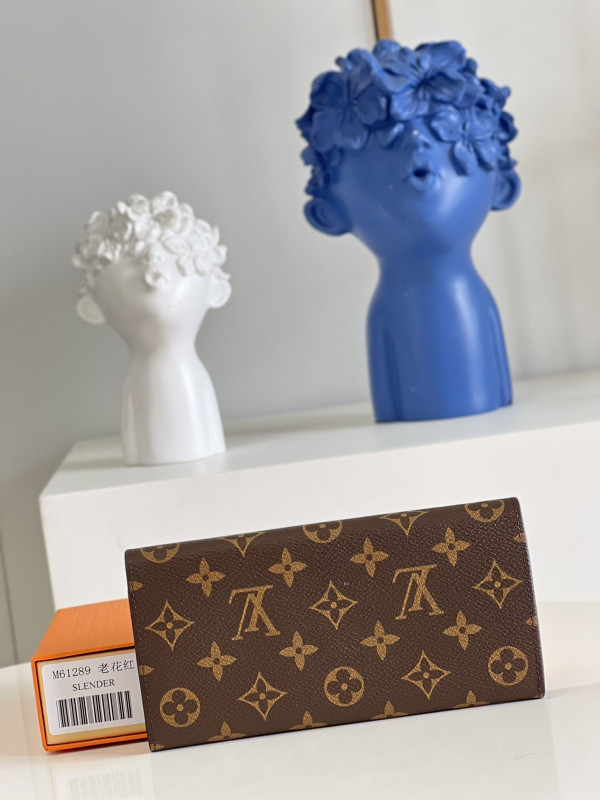 l0*is V*t0n emilie wallet