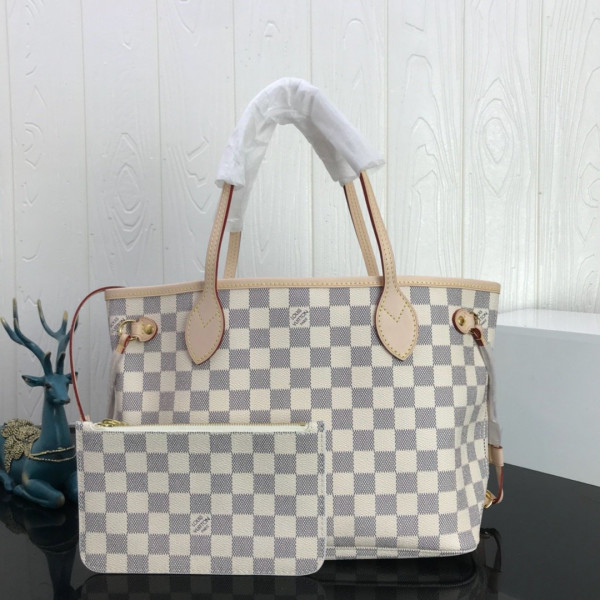 l0*is V*t0n neverfull pm