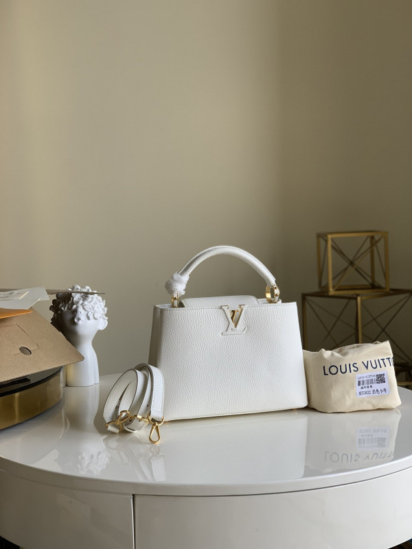 l0*is V*t0n capucines bb
