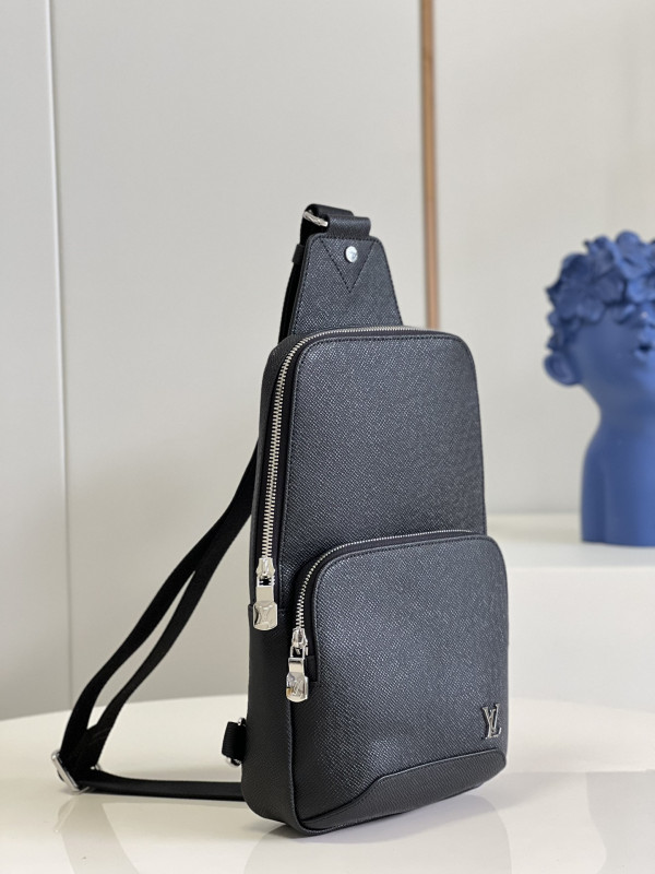 l0*is V*t0n avenue sling bag