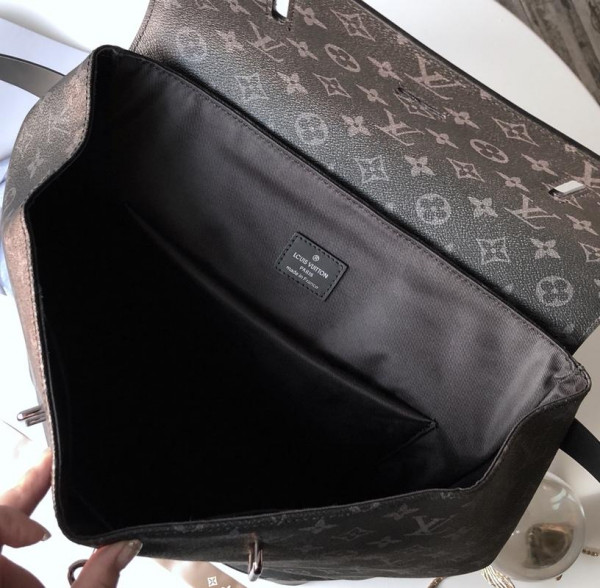 l0*is V*t0n steamer backpack