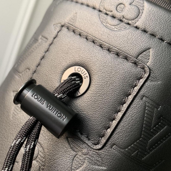 l0*is V*t0n chalk nano bag
