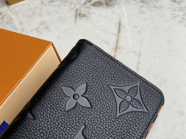 l0*is V*t0n zippy wallet