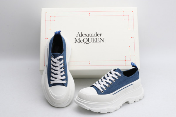 ale*d*r M*Q*en tread slick lace up