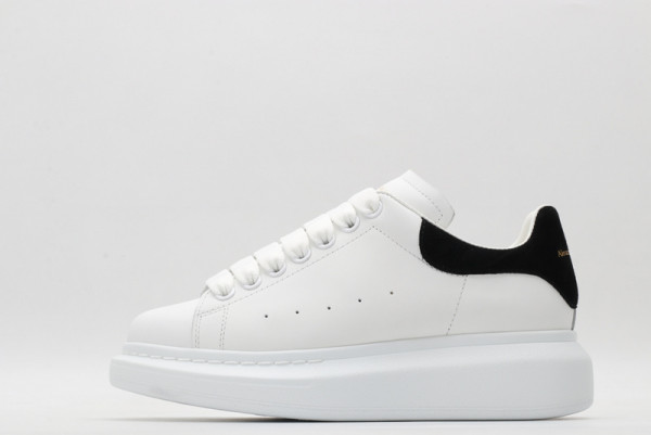 ale*d*r M*Q*en oversized sneaker
