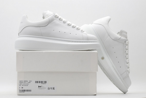 ale*d*r M*Q*en oversized sneaker
