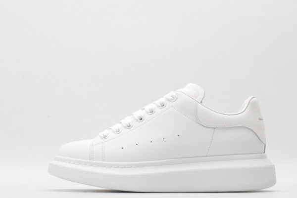 ale*d*r M*Q*en oversized sneaker