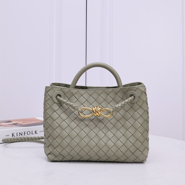 bo*te*ga Ve*ne*ta small andiamo-25*22*10.5cm