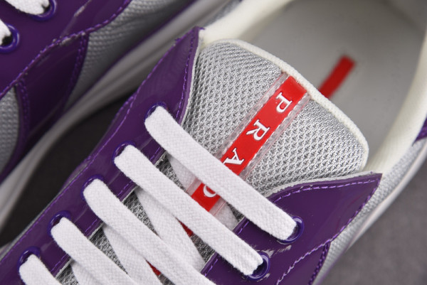 Pra*a sneaker