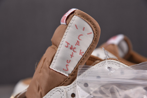 TRAVIS SCOTT X AIR JORDAN 1 LOW OG DM7866-106