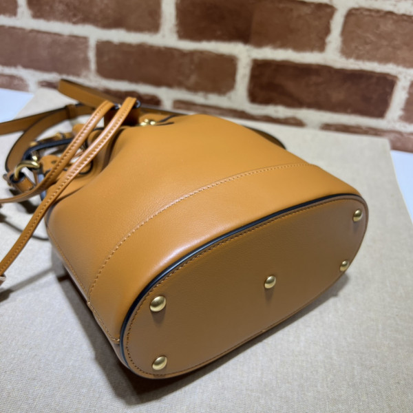 G*u*i diana mini bucket bag