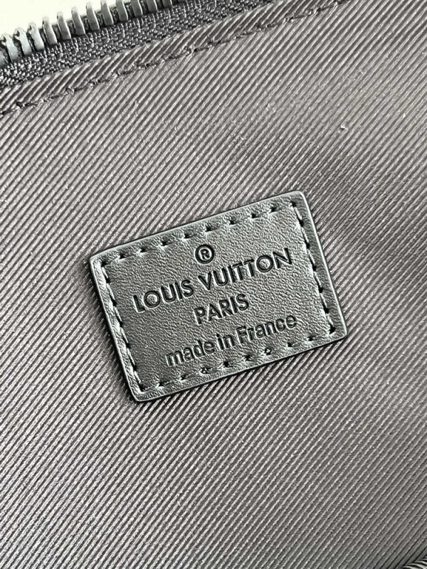 l0*is V*t0n lock it tote