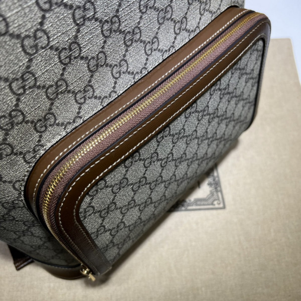 G*u*i backpack with interlocking g