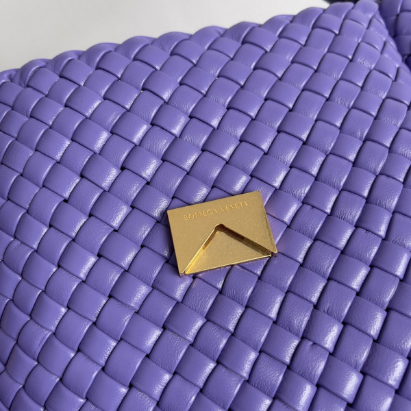 bo*te*ga Ve*ne*ta  small cobble shoulder bag