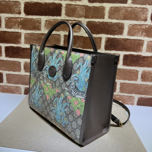 G*u*i gg small tote bag
