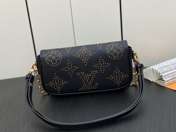 l0*is V*t0n wallet on chain ivy