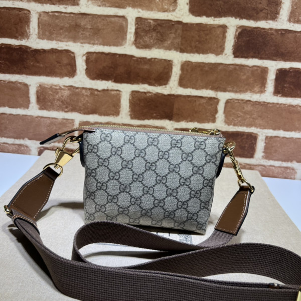 G*u*i gg messenger bag