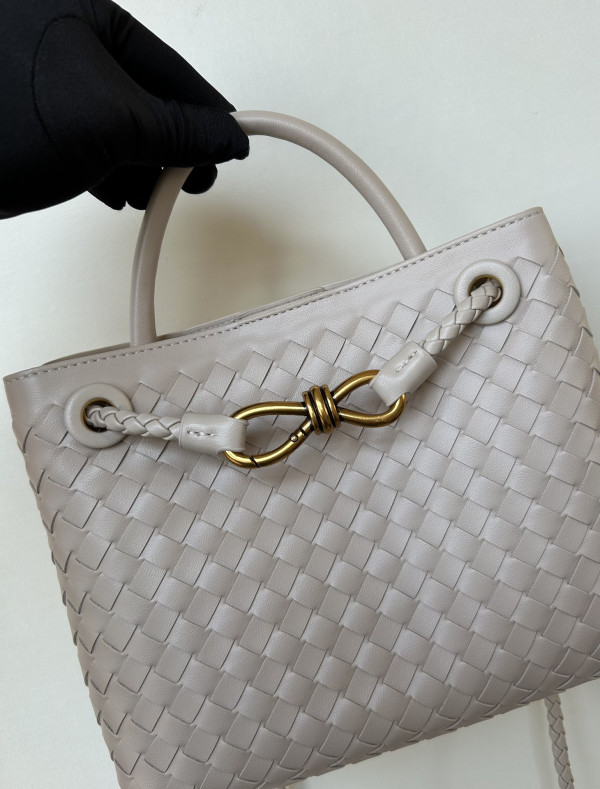 bo*te*ga Ve*ne*ta small andiamo-25*22*10.5cm