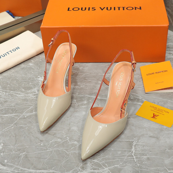 l0*is V*t0n heels