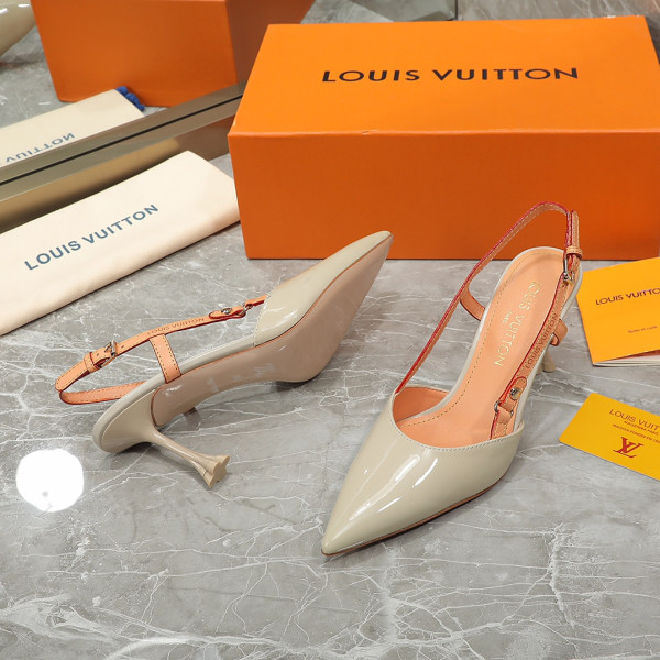 l0*is V*t0n heels