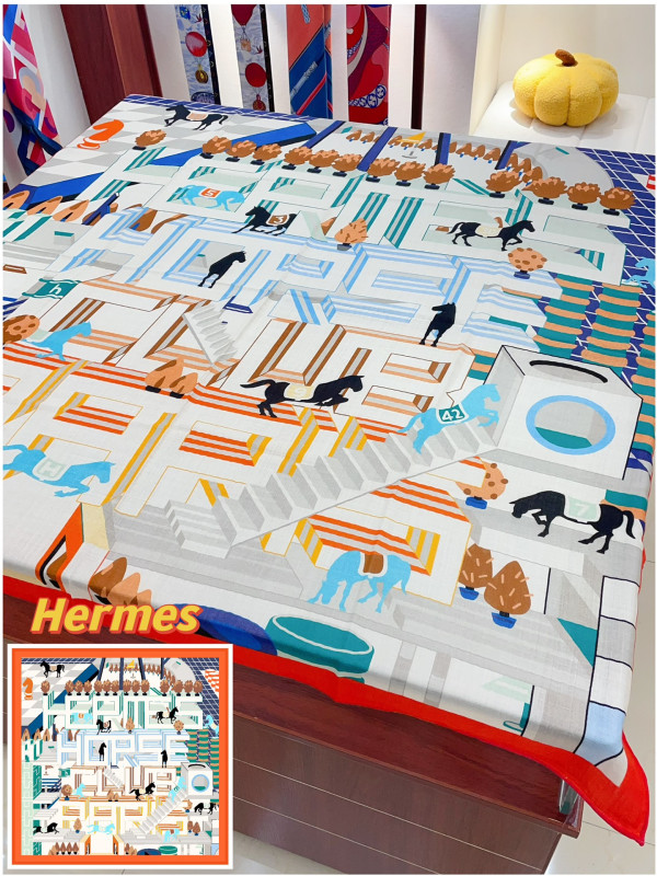 H**mes scarf
