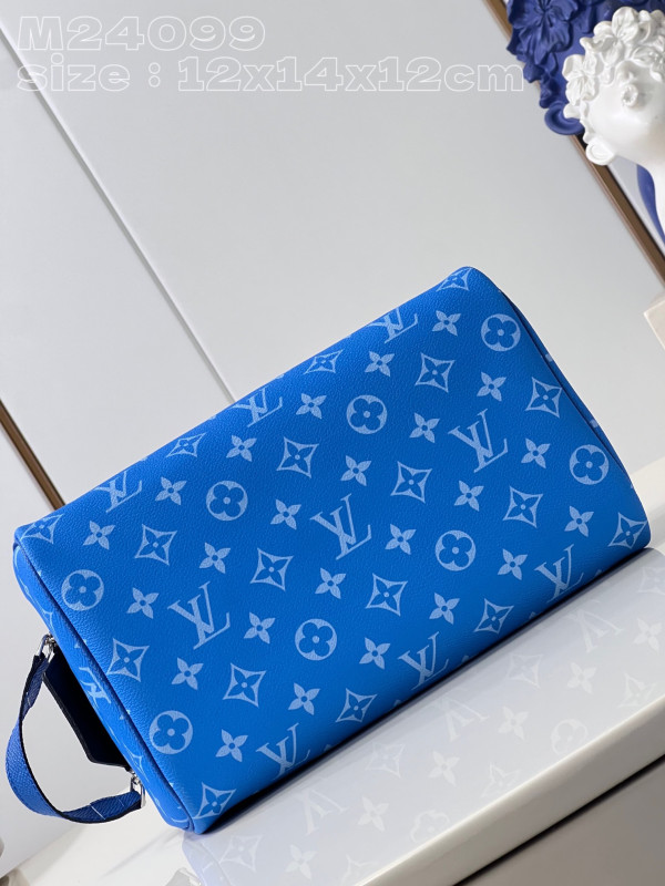 l0*is V*t0n dopp kit -28*15*16.5cm