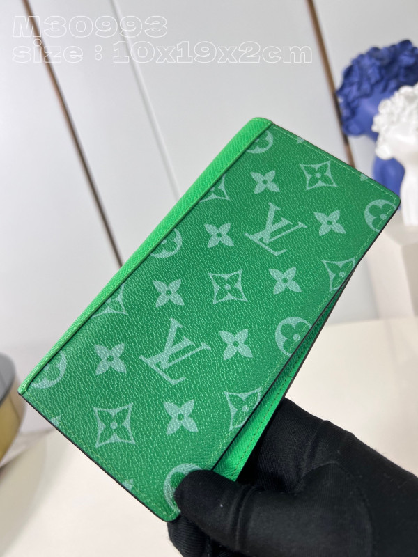 l0*is V*t0n brazza wallet-10*19*2cm