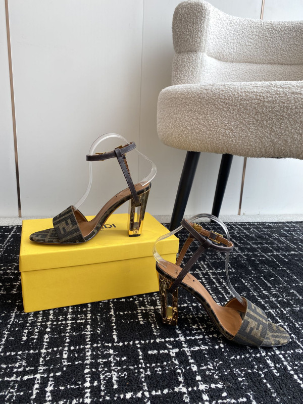 F**di heels