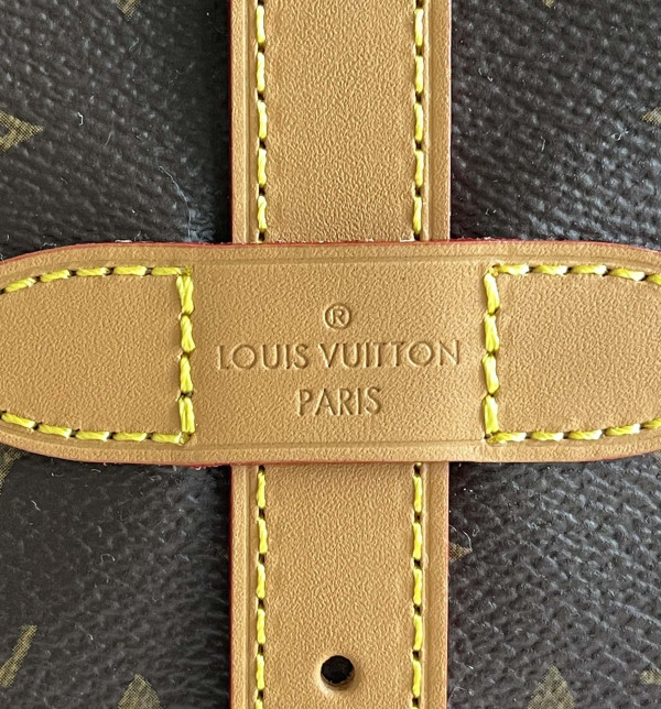 l0*is V*t0n saumur bag-28*11*20cm