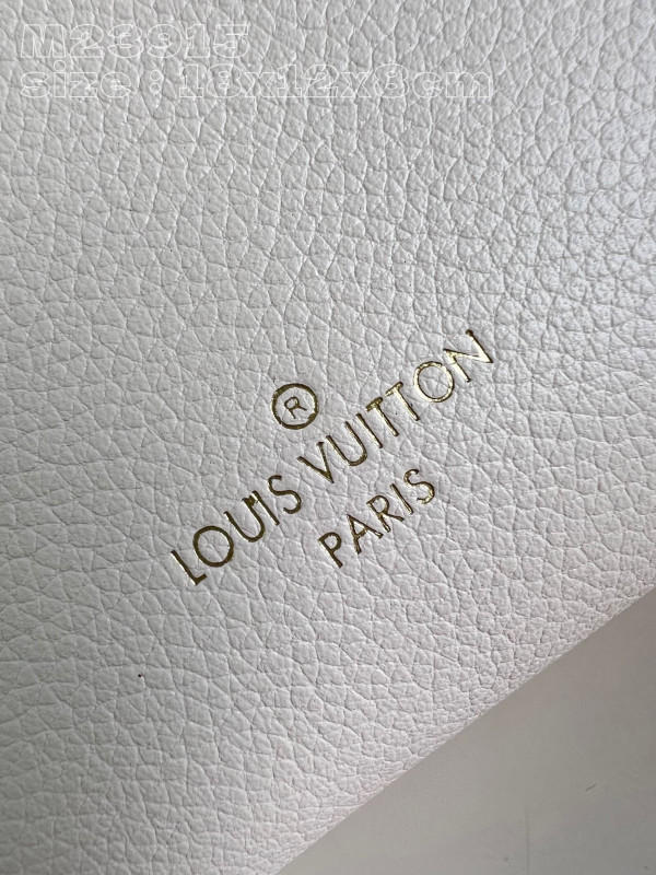 l0*is V*t0n side trunk pm-18*12.5*8cm