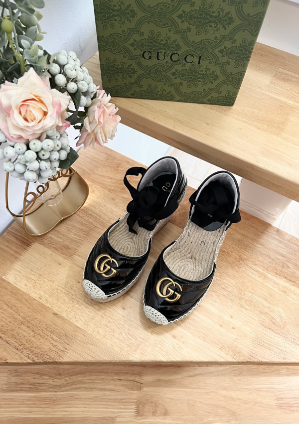 G*u*i leather platform espadrille