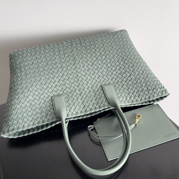 bo*te*ga Ve*ne*ta large cabat-51*18*28cm
