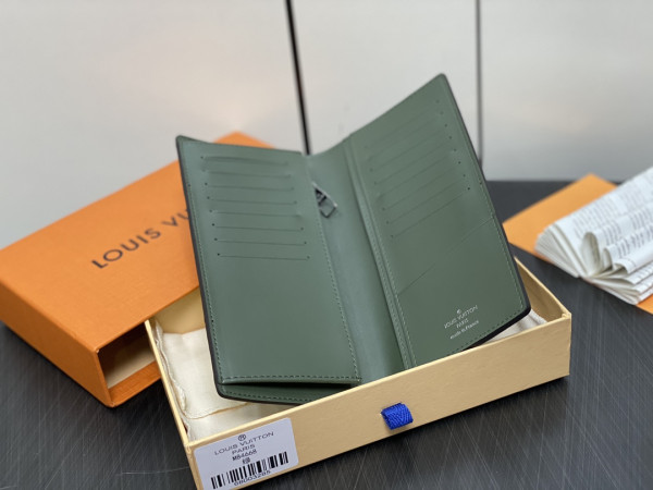 l0*is V*t0n brazza wallet-10*19*2cm