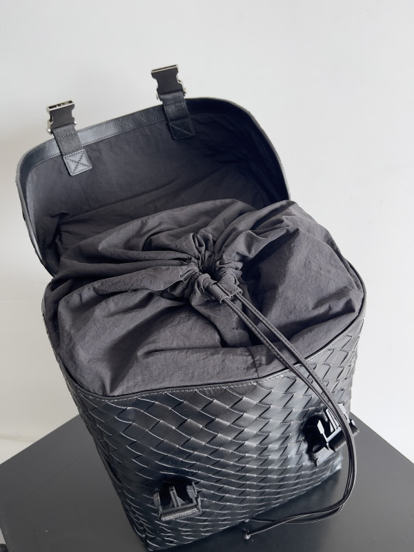 bo*te*ga Ve*ne*ta intrecciato backpack-38*26*15cm