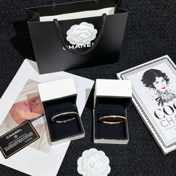 CL BRACELET