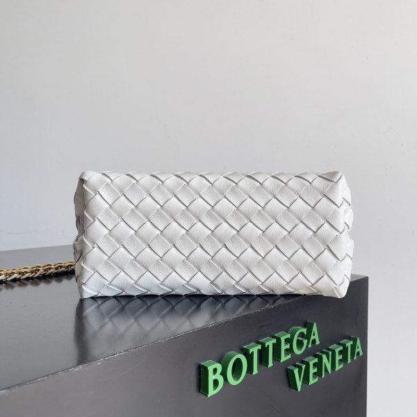 bo*te*ga Ve*ne*ta small andiamo chain-25*22*10.5cm