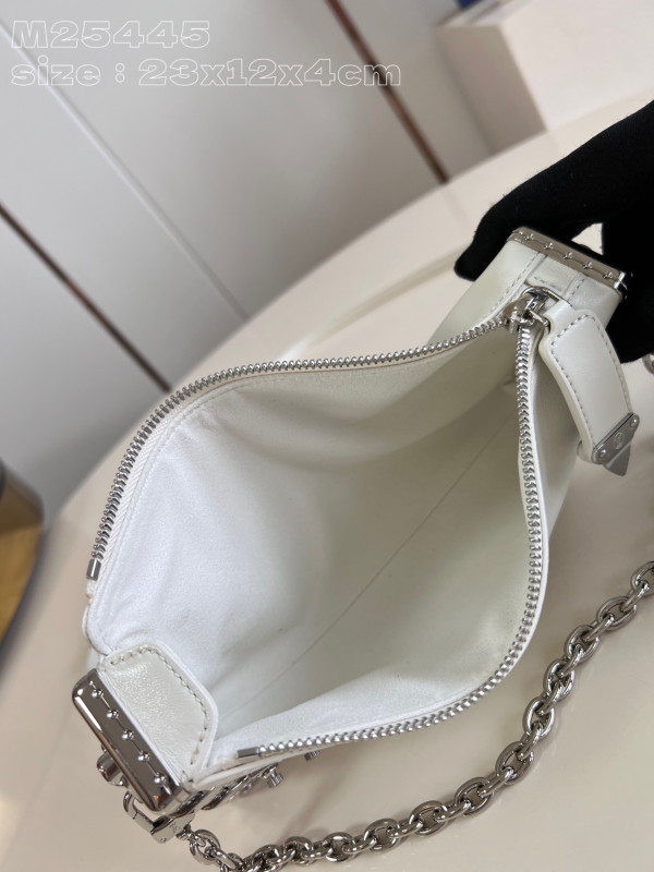 l0*is V*t0n slim trunk-23*12*4cm