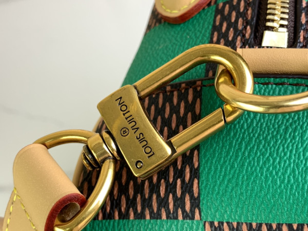 l0*is V*t0n chess messenger-24*24*8cm