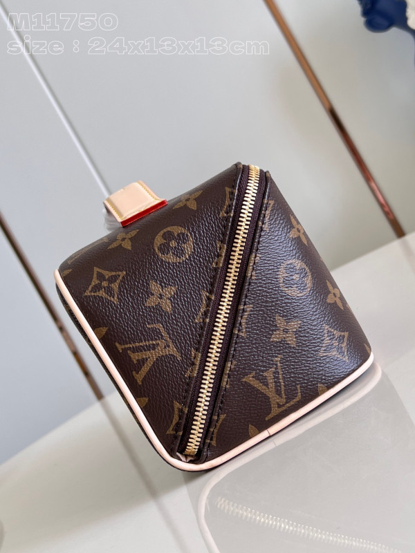 l0*is V*t0n toiletry bag-24*13*13cm