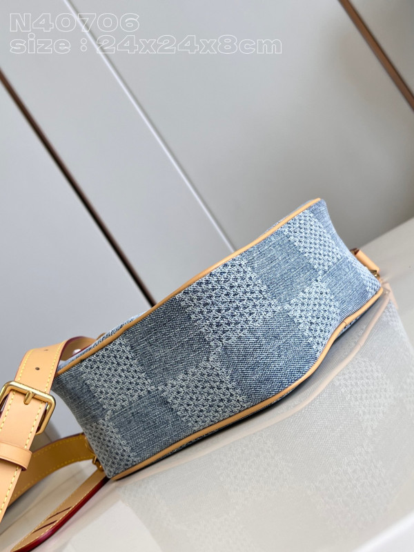 l0*is V*t0n chess messenger-24*24*8cm