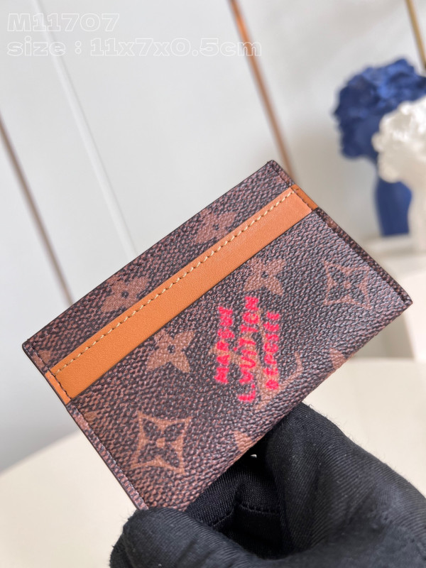 l0*is V*t0n card holder-11*7*0.5cm