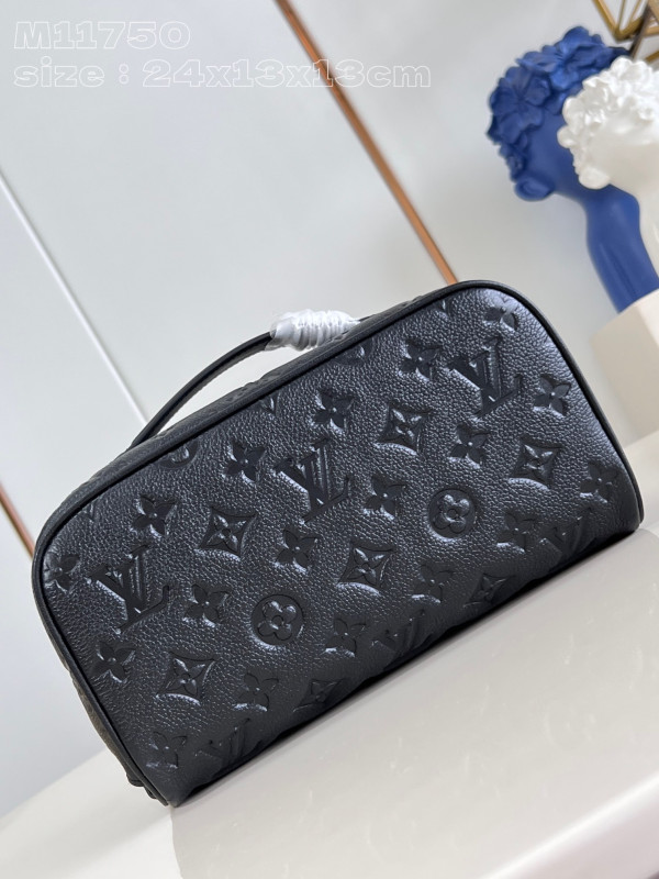 l0*is V*t0n toiletry bag-24*13*13cm