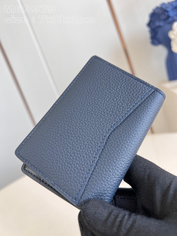l0*is V*t0n pocket organizer-7.5*11.1*1 cm