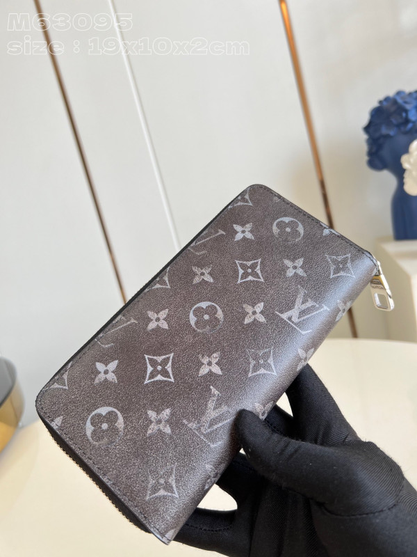 l0*is V*t0n zippy wallet-10*20*2 cm