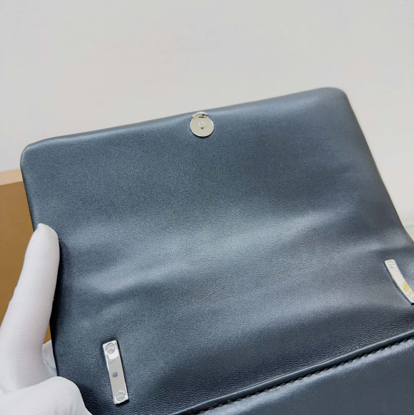 B**rry small lola bag-23*6*13cm