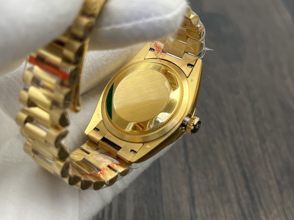 R*l*x watch 36mm